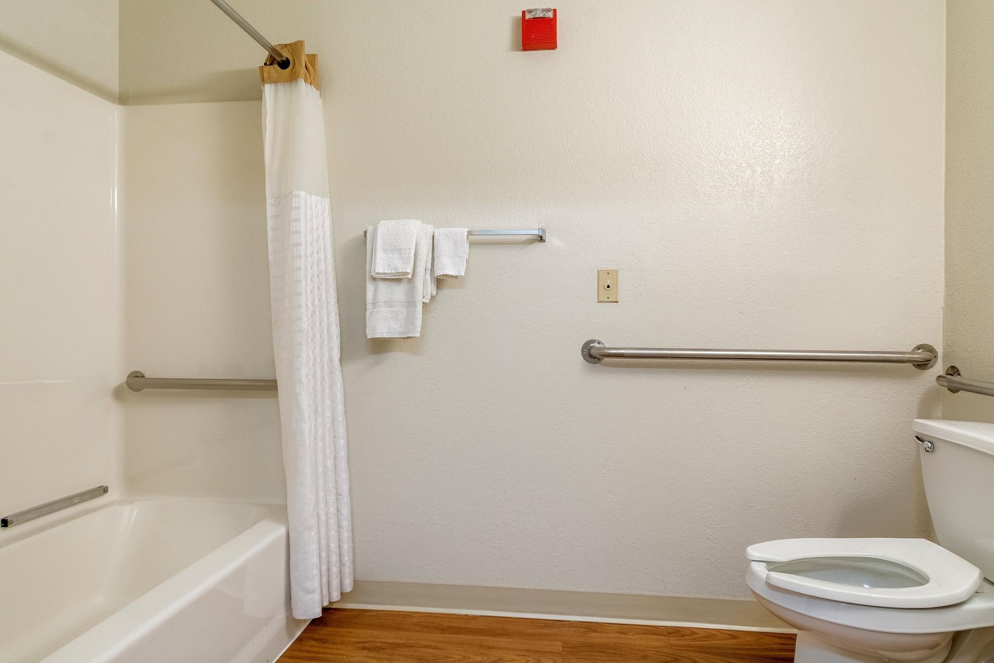 Hometowne Studios By Red Roof Denver - Lakewood West Экстерьер фото