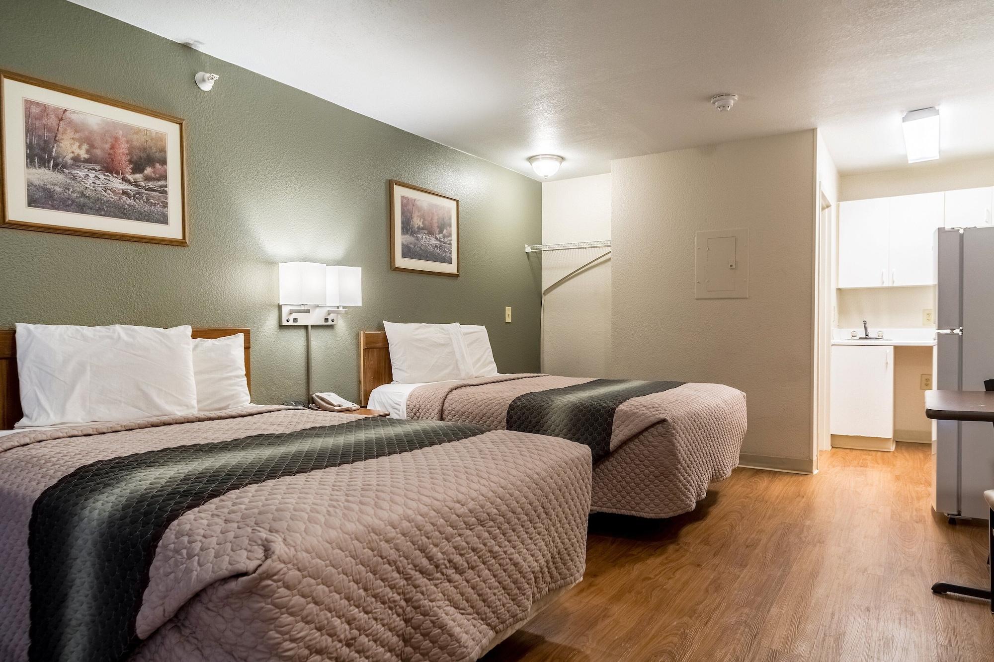 Hometowne Studios By Red Roof Denver - Lakewood West Экстерьер фото